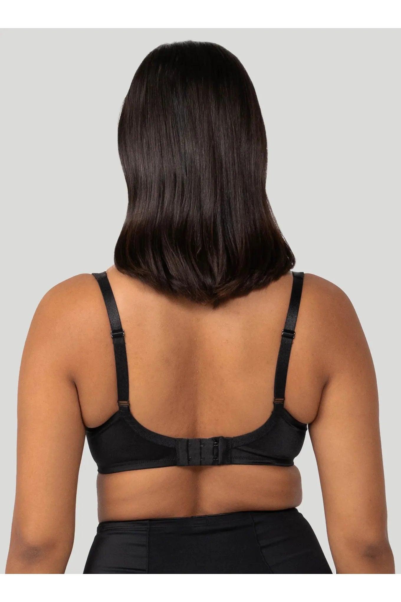 Triumph Lacy Minimizer Bra -Black