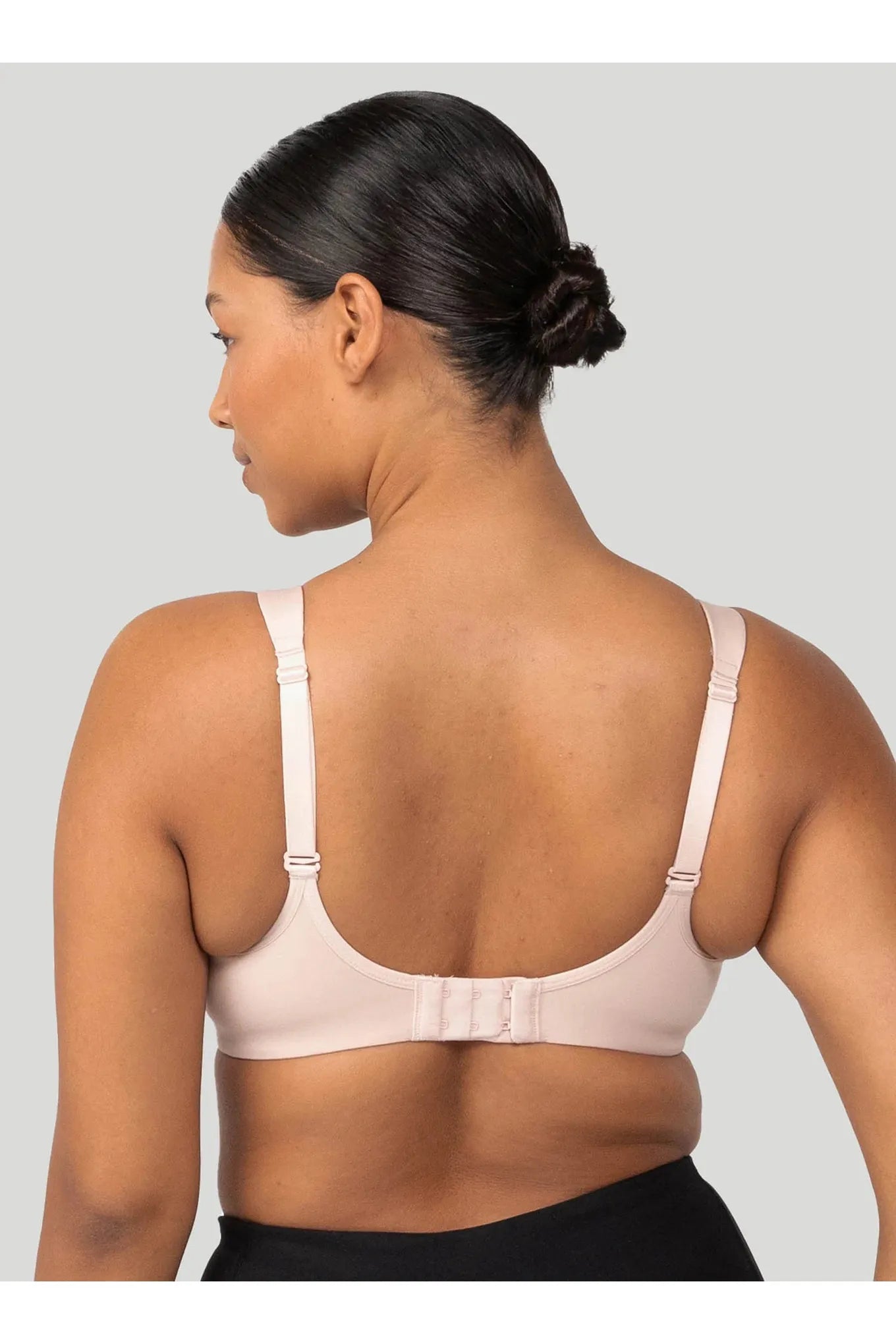 Triumph Triaction Ultra Underwire Sports Bra -Fig
