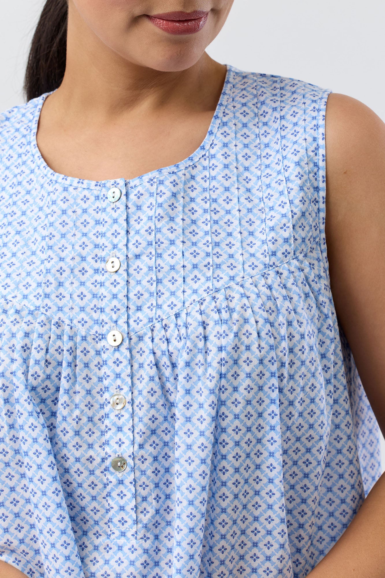 Schrank Geo Sleeveless Cotton Nightie -Blue