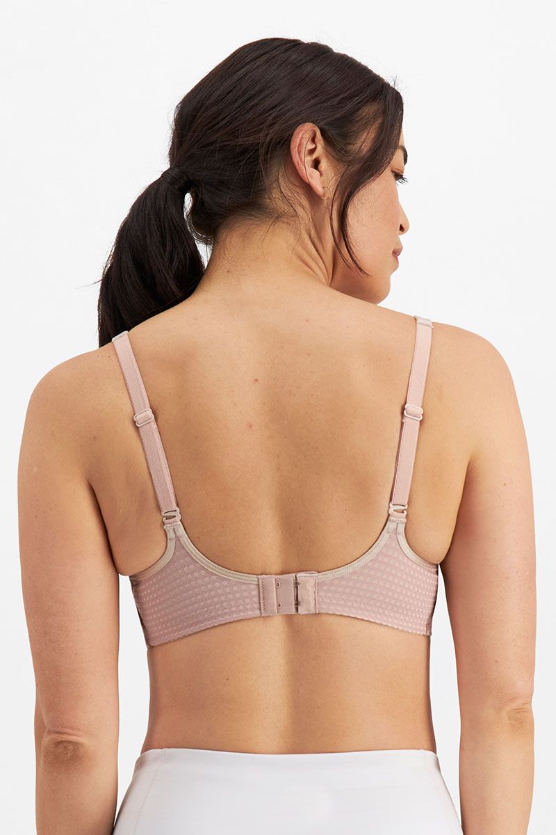 Berlei Electrify Underwire Sports Bra -Soft Powder