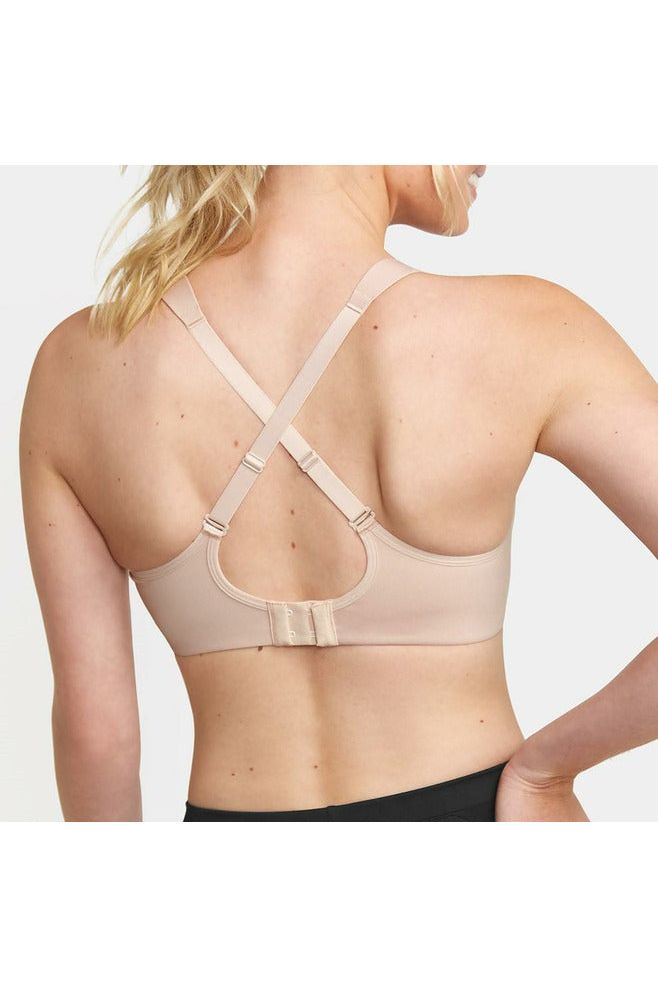 Triumph Triaction Ultra Underwire Sports Bra -Fig