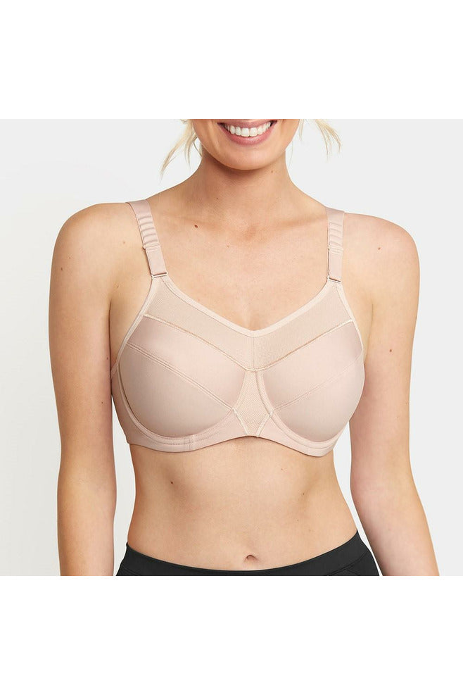 Triumph Triaction Ultra Underwire Sports Bra -Fig