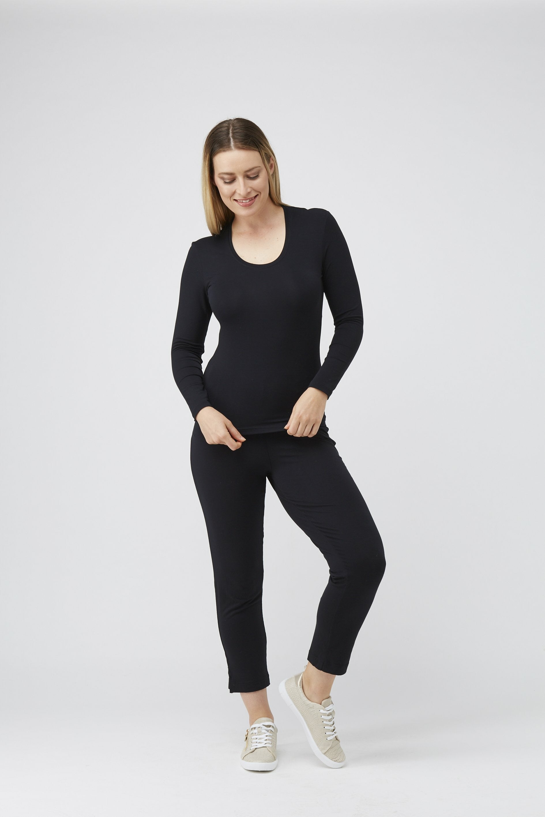 Tani Modal Bodyfit Scoop Neck Top -Black