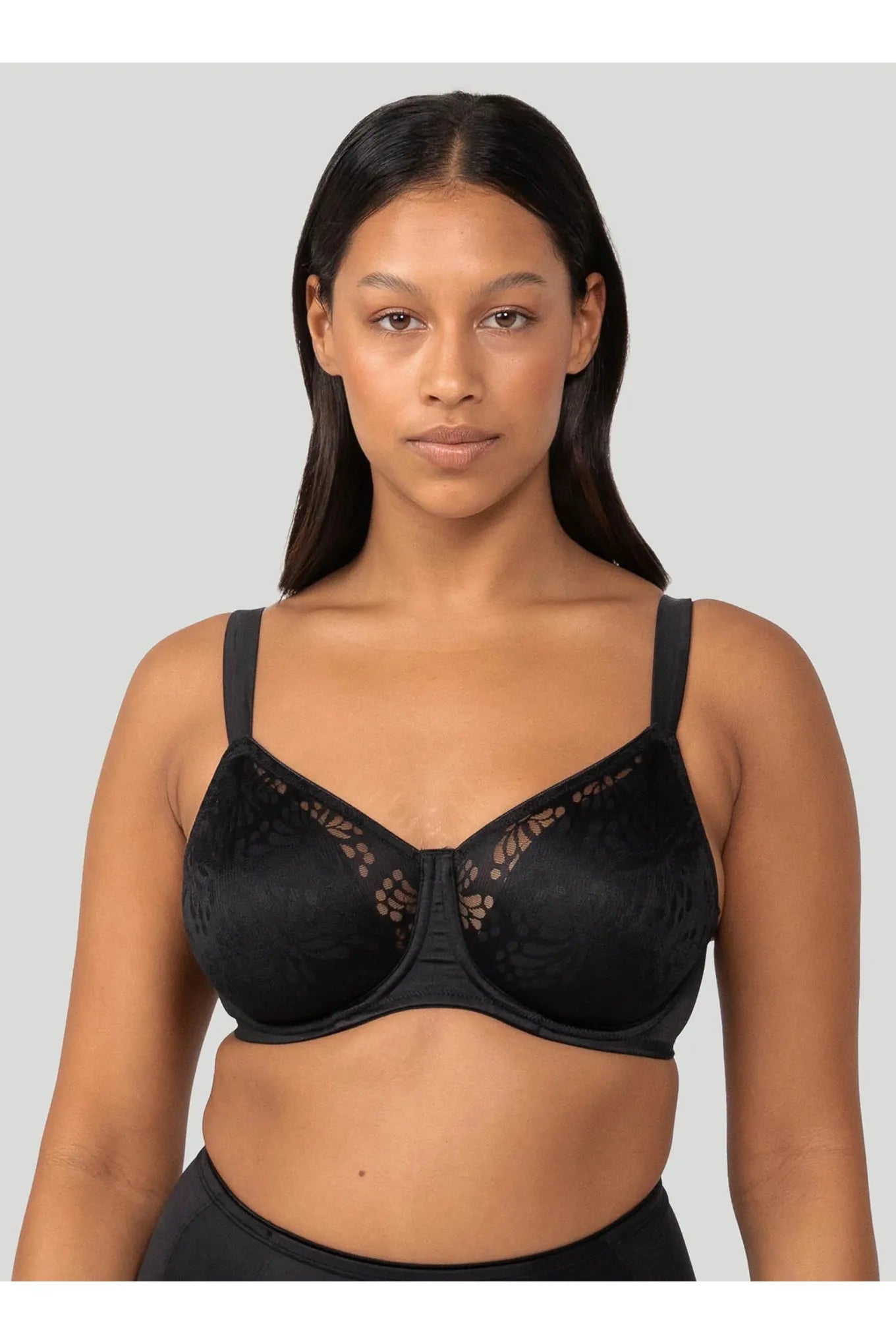 Triumph Lacy Minimizer Bra -Black