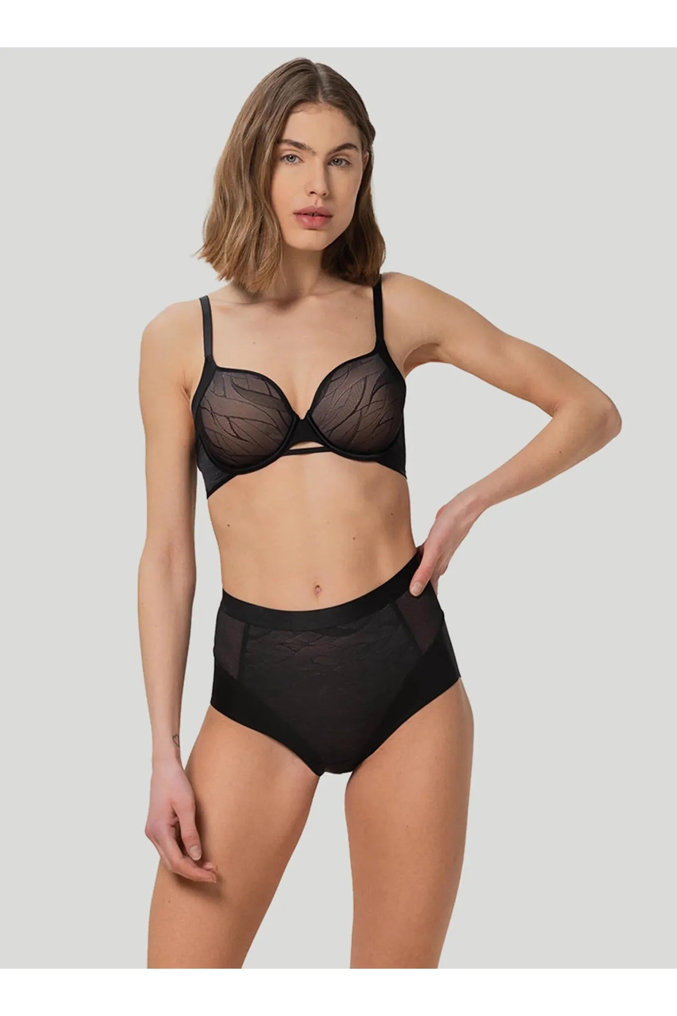 -Triumph Airy Sensation Underwire Bra -Black