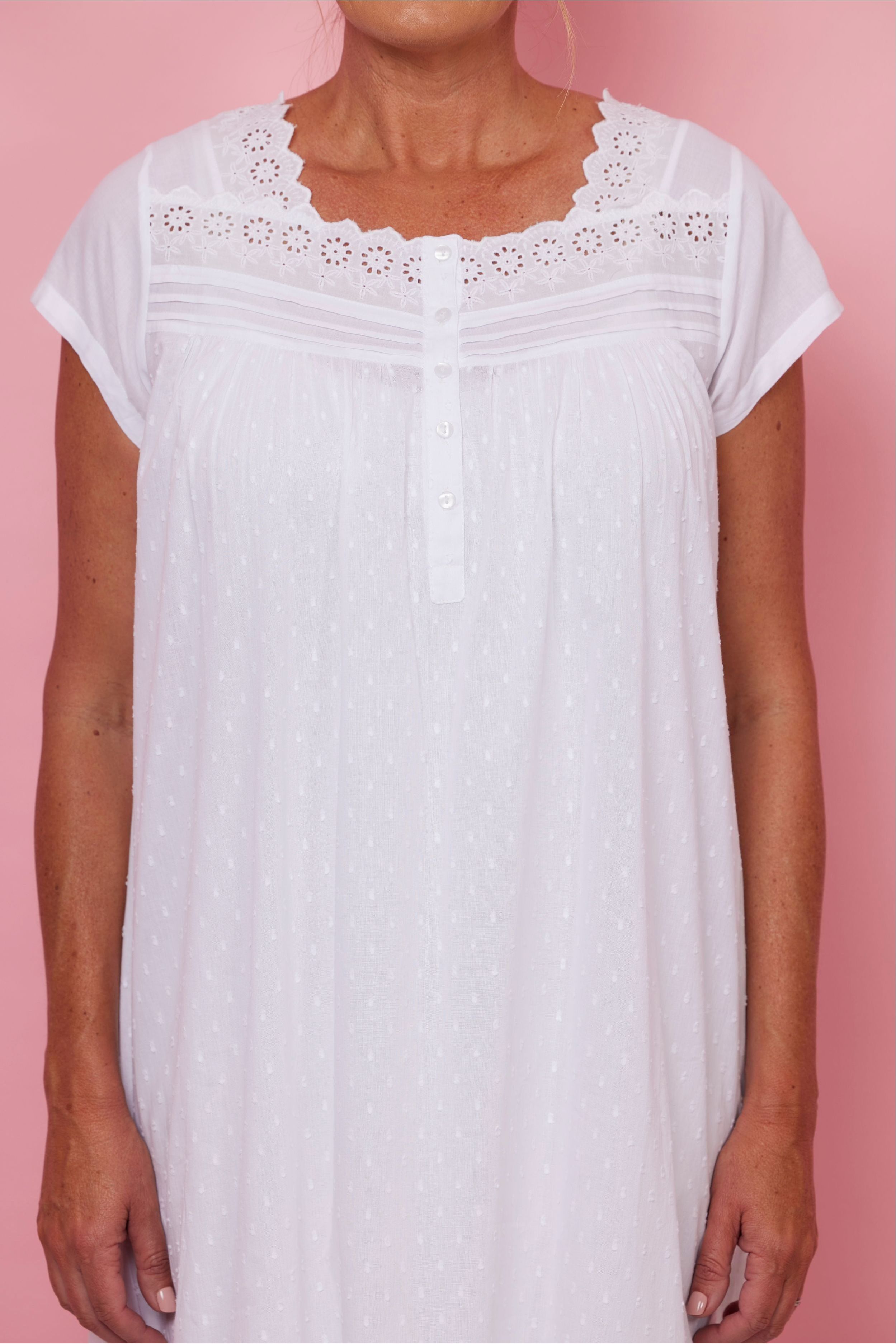 French Country Hailspot Cotton Short Nightie -White