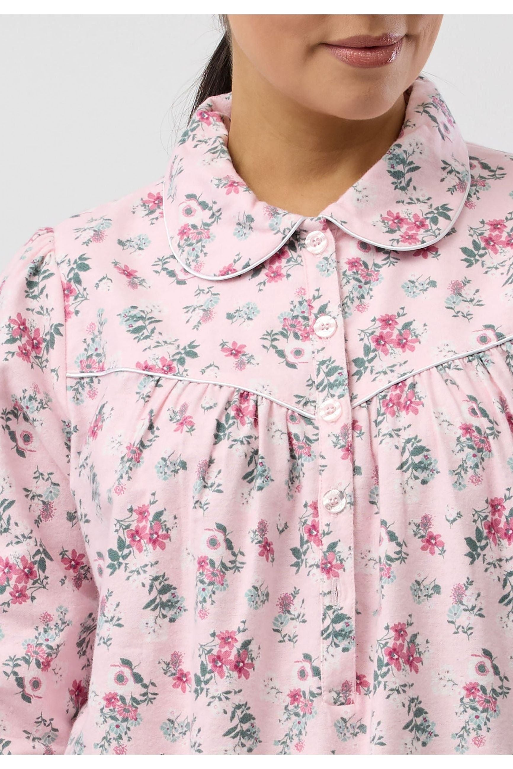 Schrank Crab Apple Flannelette Long Nightie -Pink(14 & 18)