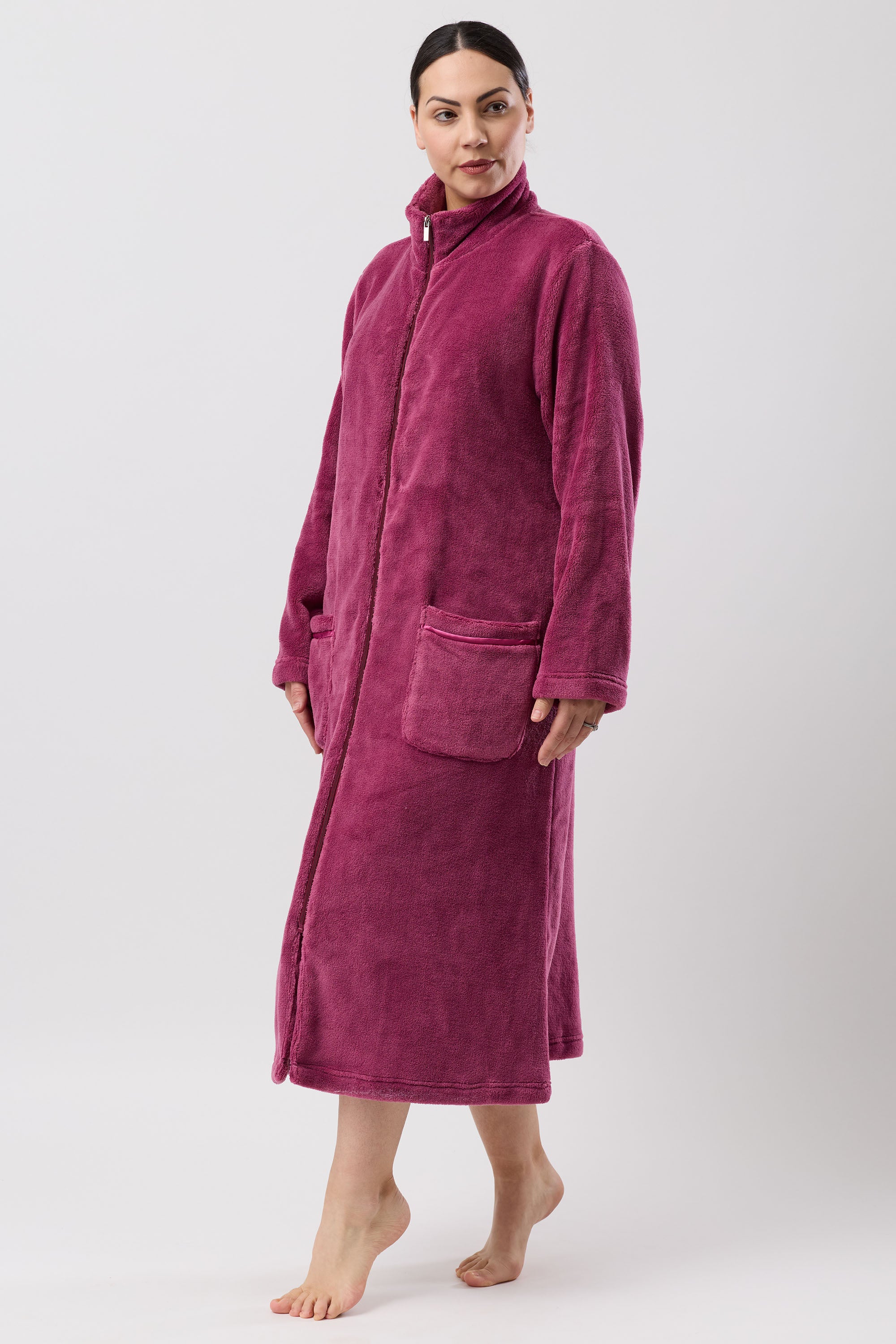 Schrank Mid Length Polyester Zip Gown -Berry(L & XL)