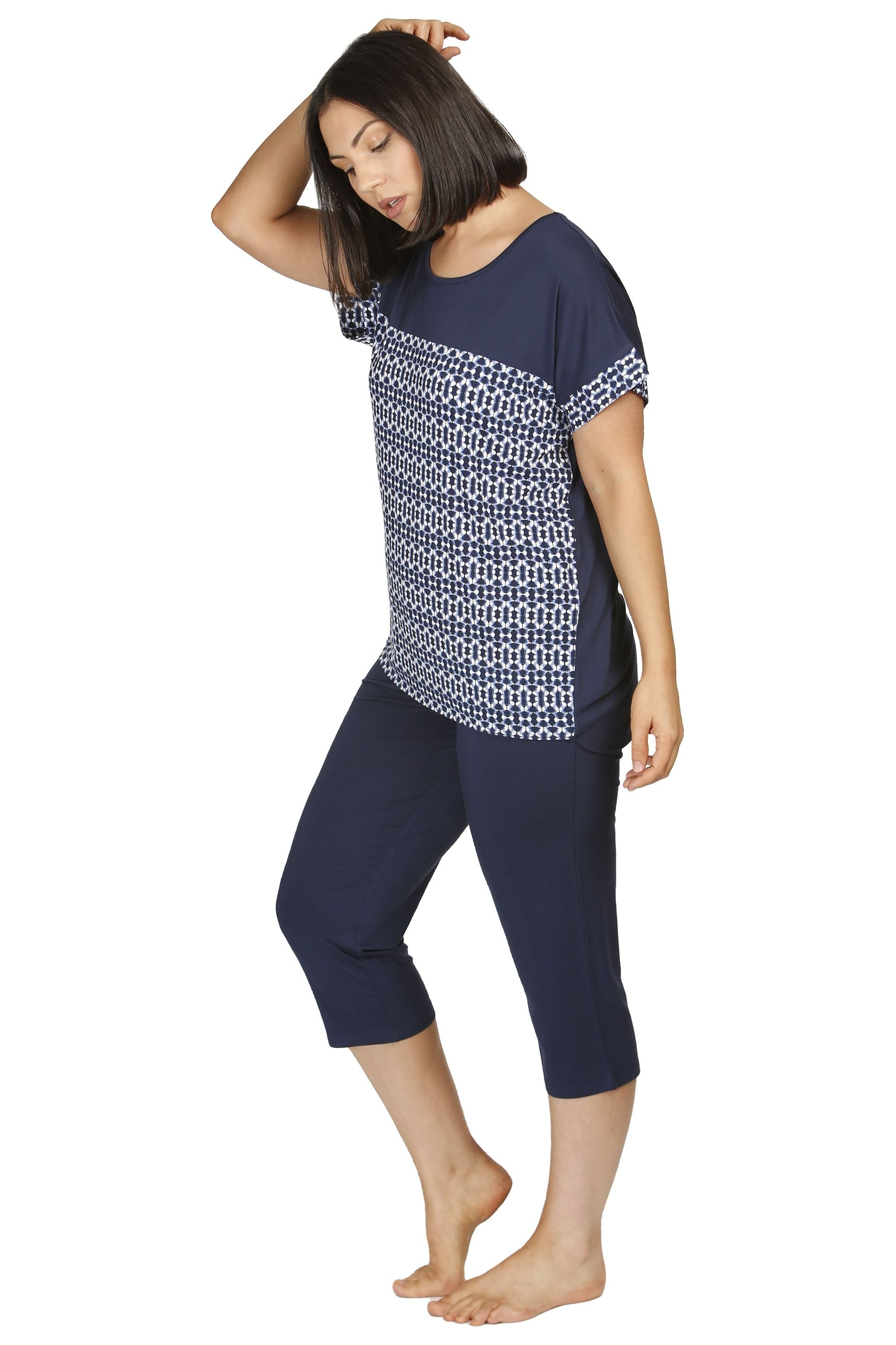 Yuu Ikat Viscose Knit Capri Pyjama -Navy(2X Only)