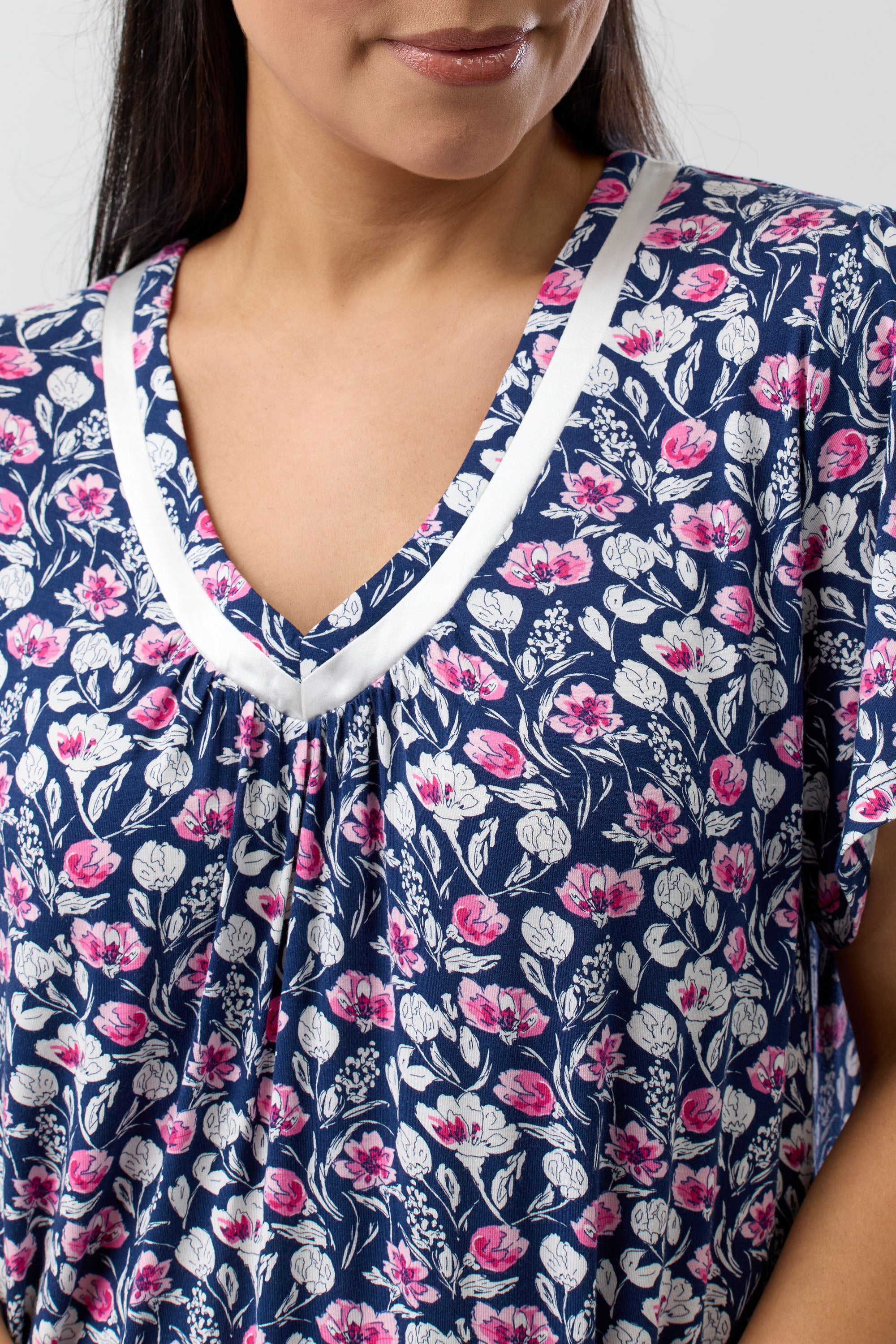 Yuu Camillia Viscose Knit Capri Leg Pyjama -Navy(M/L/XL)