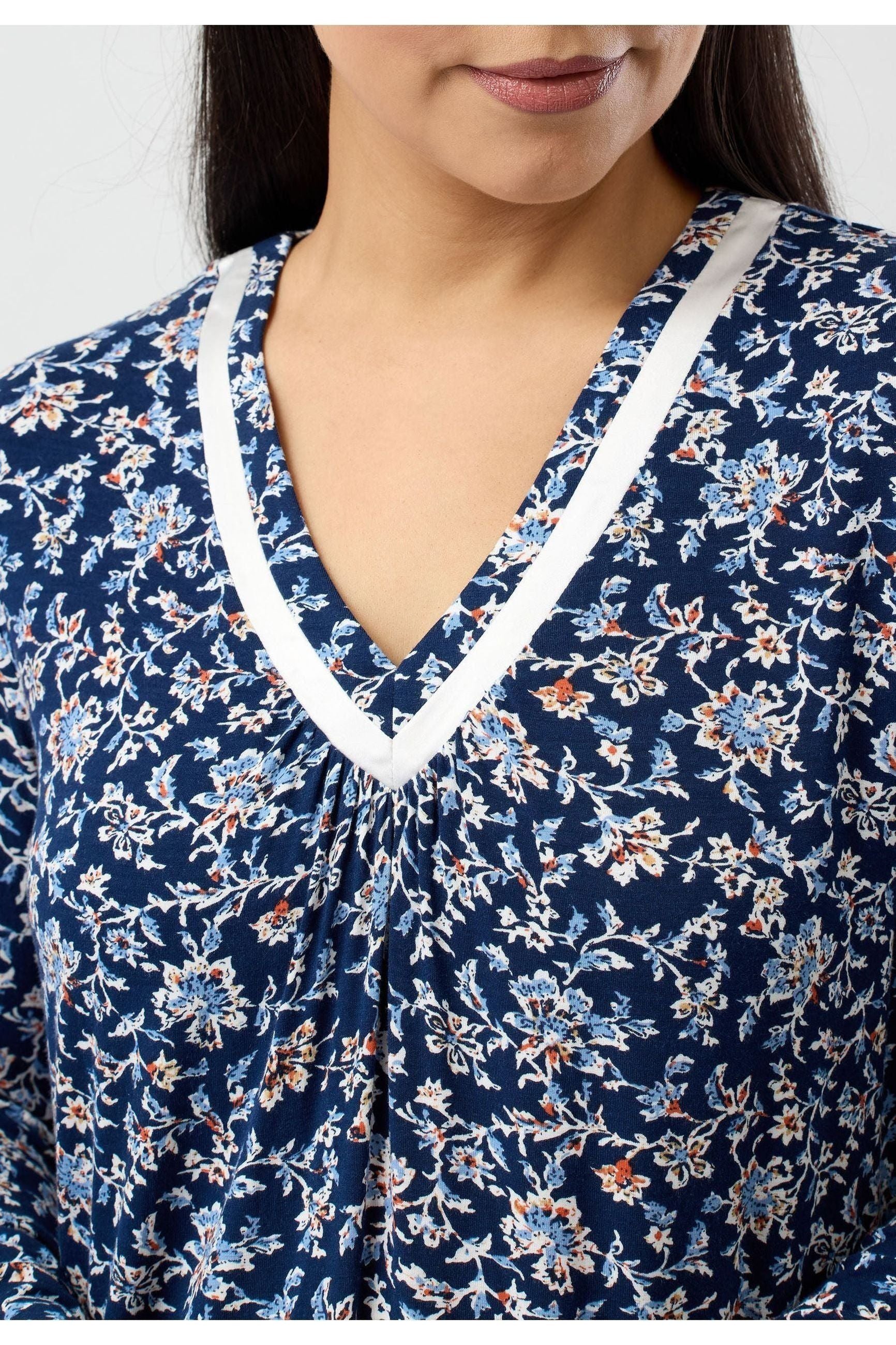 Yuu Java Viscose Knit Short Nightie -Navy(M Only)